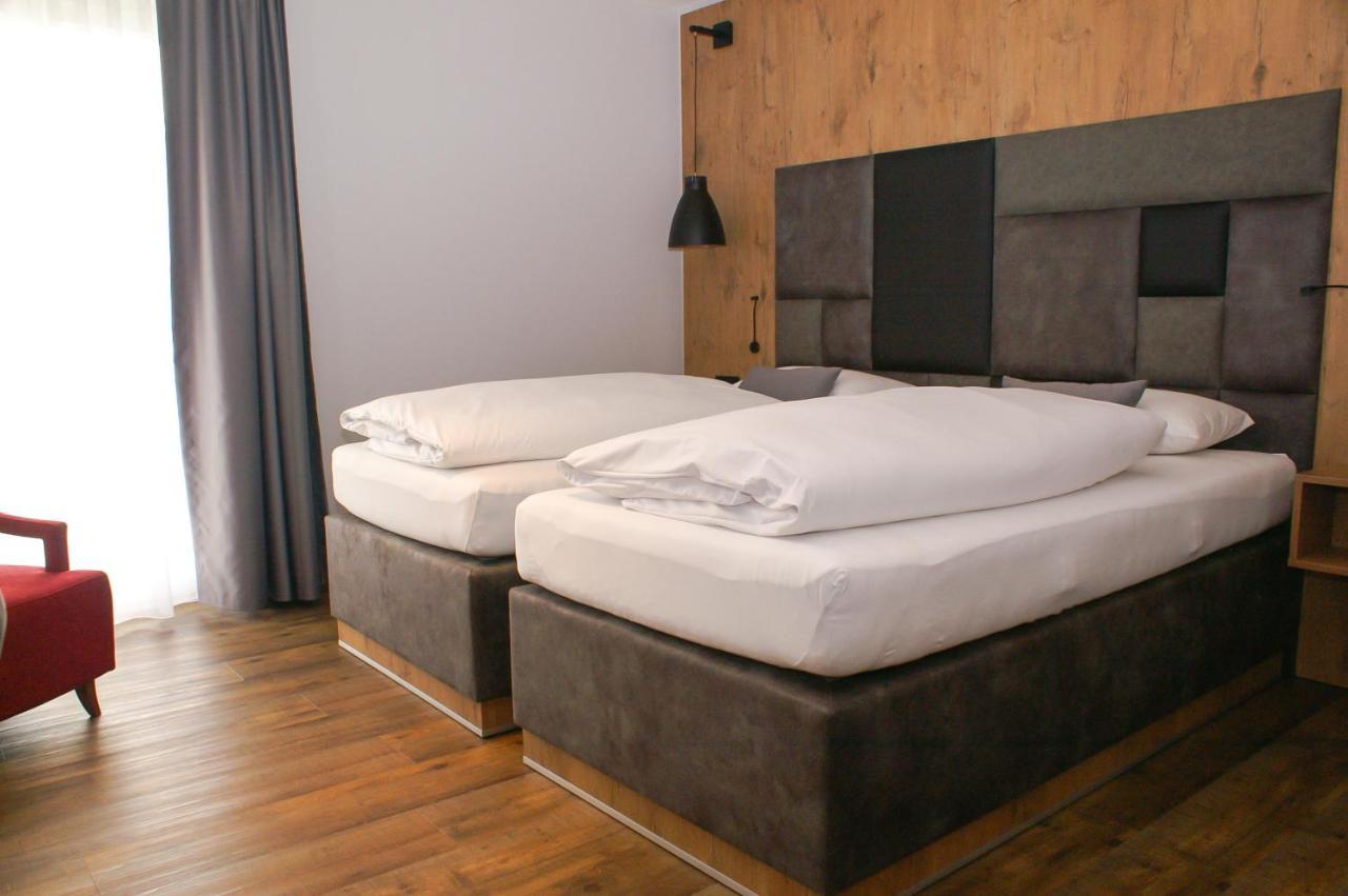 Hotel Gruener Baum 3*